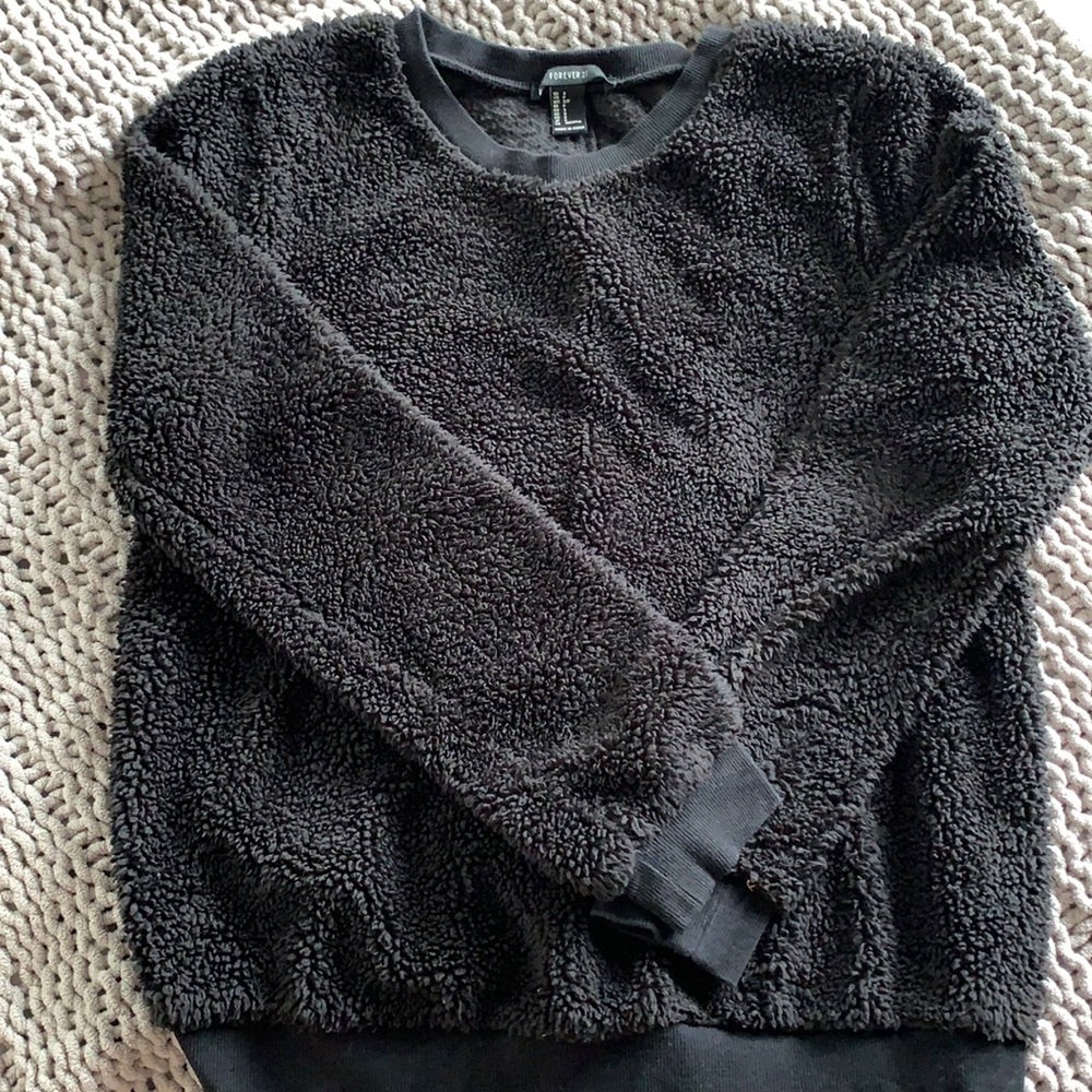 Black Sherpa Pullover